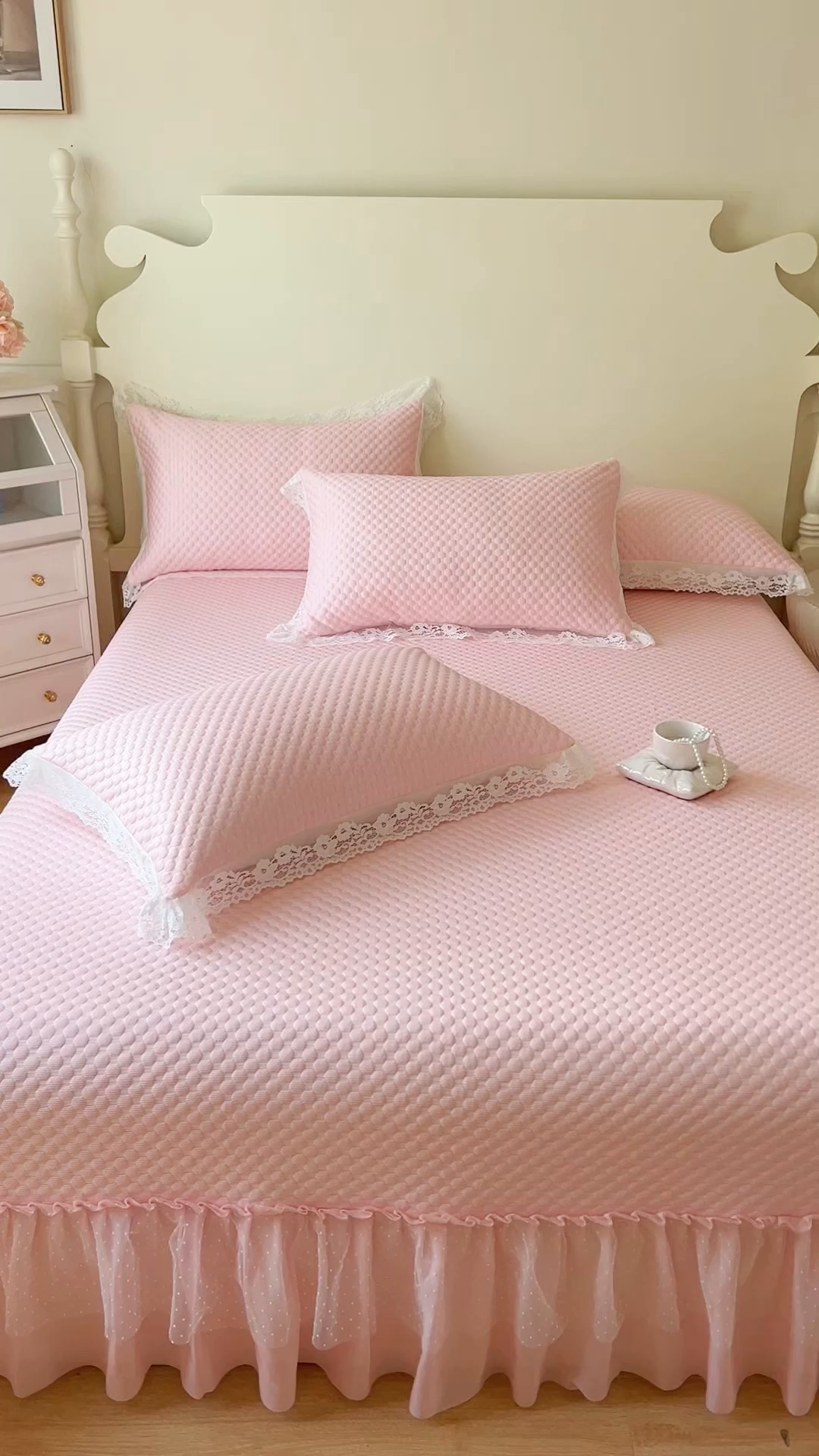 91家纺网 家纺一手货源 找家纺 网红馆（ck家纺）  2025新款简单爱 豆豆床盖三件套 粉玉