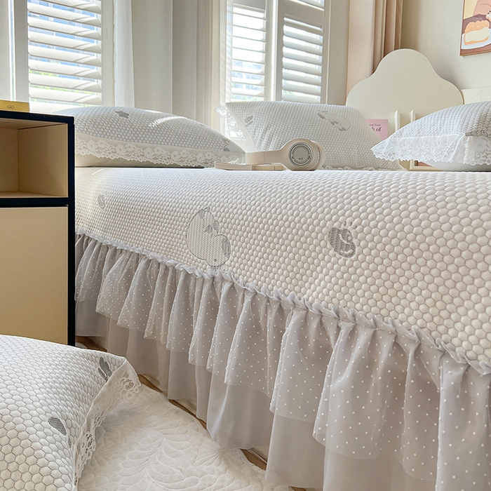 91家纺网 家纺一手货源 找家纺 网红馆（ck家纺）  2025新款简单爱 豆豆床盖三件套 卡皮灰