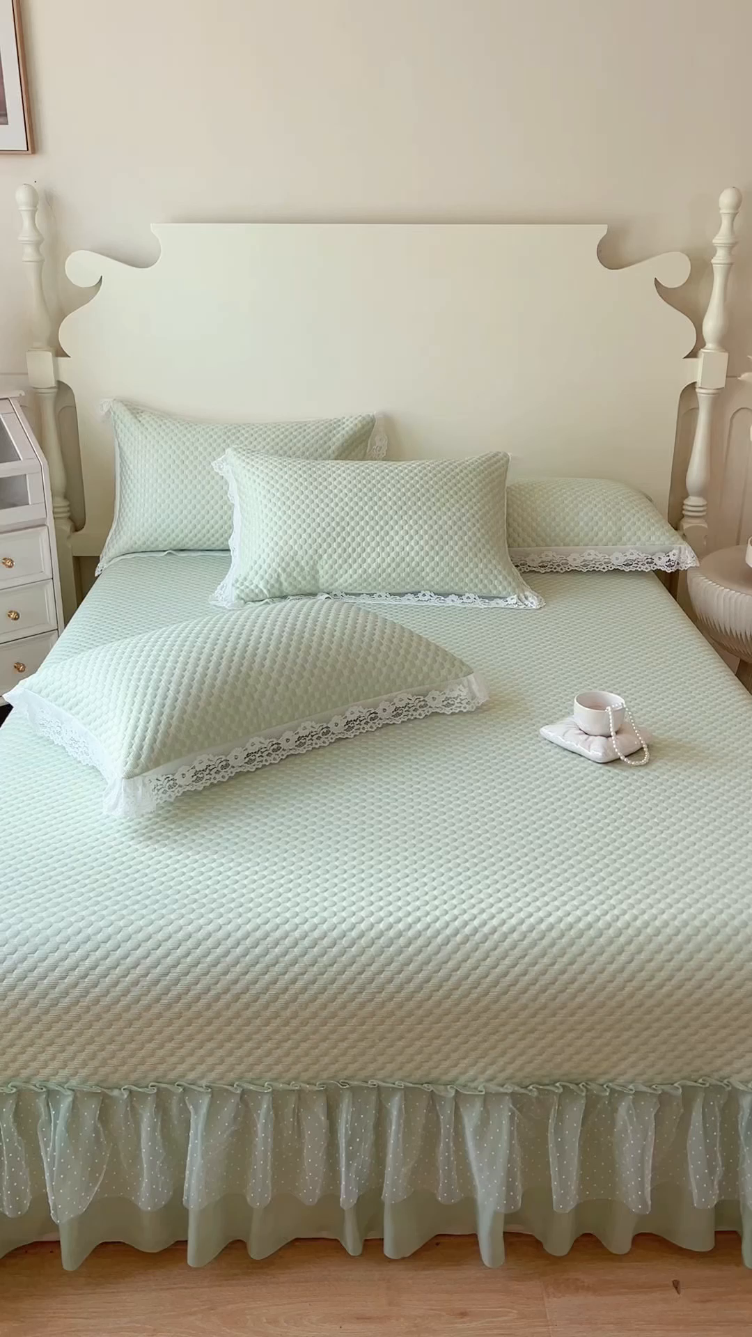 91家纺网 家纺一手货源 找家纺 网红馆（ck家纺）  2025新款简单爱 豆豆床盖三件套 水绿