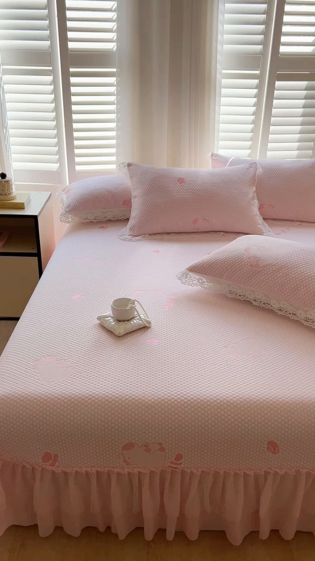 91家纺网 家纺一手货源 找家纺 网红馆（ck家纺）  2025新款简单爱 豆豆床盖三件套 卡皮粉
