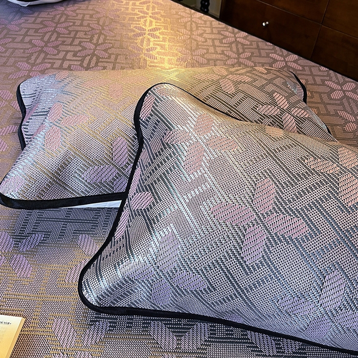 91家纺网 家纺一手货源 找家纺 网红馆2025新款夏日记忆 藤席（裙边可脱卸）卖价不得低于185元 莲红