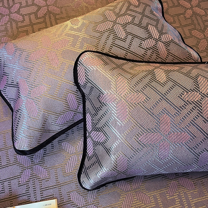 91家纺网 家纺一手货源 找家纺 网红馆2025新款夏日记忆 藤席（裙边可脱卸）卖价不得低于185元 莲红