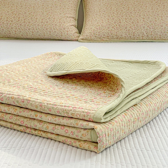 91家纺网 家纺一手货源 找家纺 （总）金丝兔 2025新款小清新亲肤印花水洗棉单床盖 夹棉床盖 床盖三件套