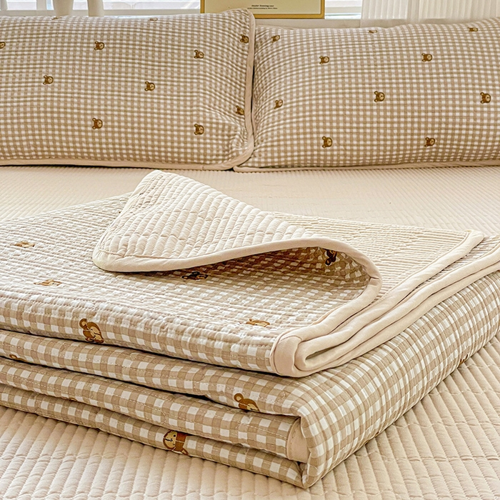 91家纺网 家纺一手货源 找家纺 （总）金丝兔 2025新款小清新亲肤印花水洗棉单床盖 夹棉床盖 床盖三件套