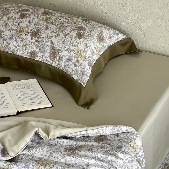 91家纺网 家纺一手货源 找家纺 （总）张公子婚庆馆 2025新款天丝数码印花夏被四件套-玫丽花田系列【控价:不低于单夏被268/288 夏被四件套368/388】