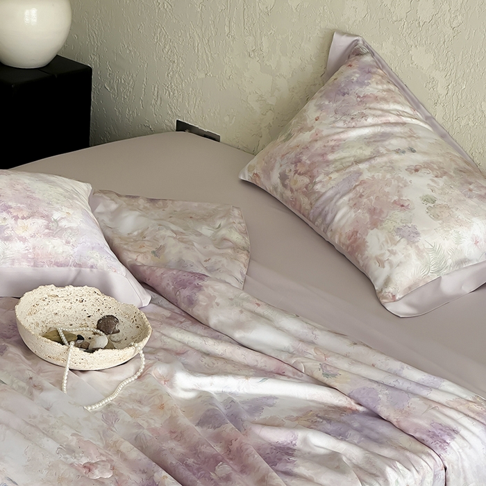 91家纺网 家纺一手货源 找家纺 张公子婚庆馆 2025新款天丝数码印花夏被四件套-玫丽花田系列【控价:不低于单夏被268/288 夏被四件套368/388】 漫花山野