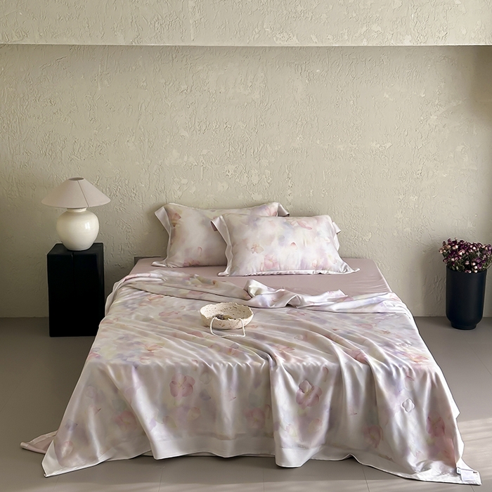 张公子婚庆馆 2025新款天丝数码印花夏被四件套-玫丽花田系列【控价:不低于单夏被268/288 夏被四件套368/388】 月光蔷薇