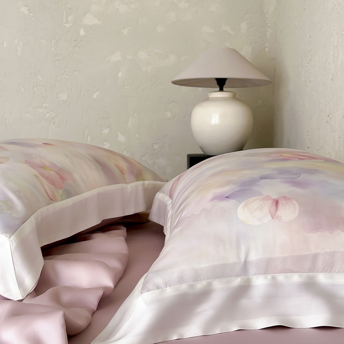 91家纺网 家纺一手货源 找家纺 张公子婚庆馆 2025新款天丝数码印花夏被四件套-玫丽花田系列【控价:不低于单夏被268/288 夏被四件套368/388】 月光蔷薇