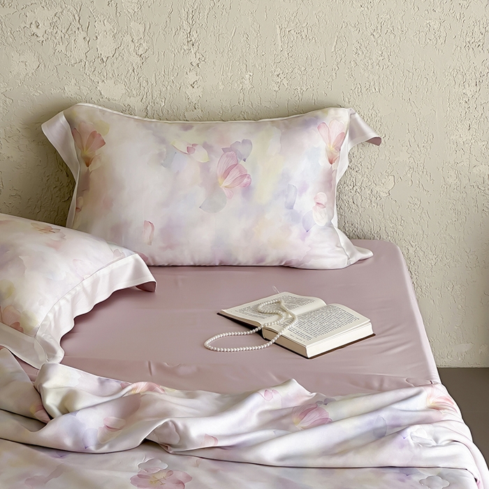 91家纺网 家纺一手货源 找家纺 张公子婚庆馆 2025新款天丝数码印花夏被四件套-玫丽花田系列【控价:不低于单夏被268/288 夏被四件套368/388】 月光蔷薇