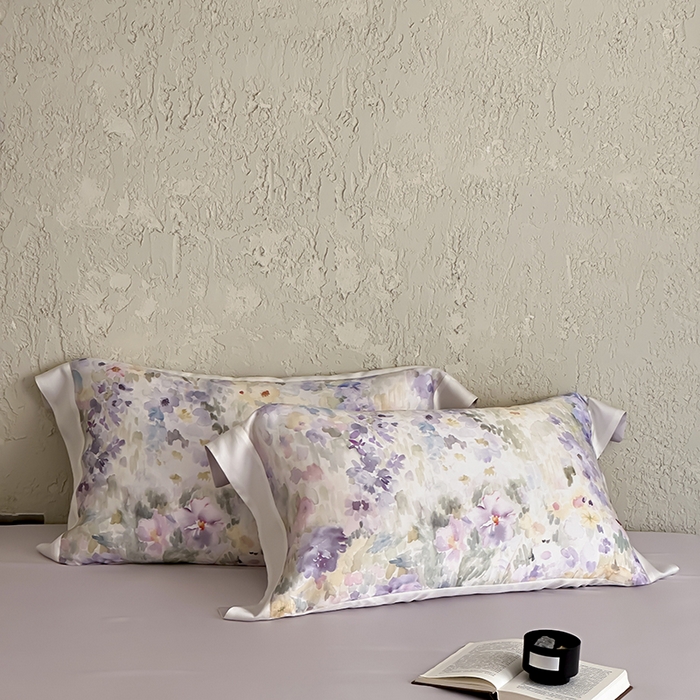 91家纺网 家纺一手货源 找家纺 张公子婚庆馆 2025新款天丝数码印花夏被四件套-玫丽花田系列【控价:不低于单夏被268/288 夏被四件套368/388】 云烟-天空灰