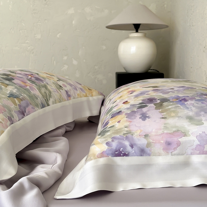 91家纺网 家纺一手货源 找家纺 张公子婚庆馆 2025新款天丝数码印花夏被四件套-玫丽花田系列【控价:不低于单夏被268/288 夏被四件套368/388】 云烟-天空灰