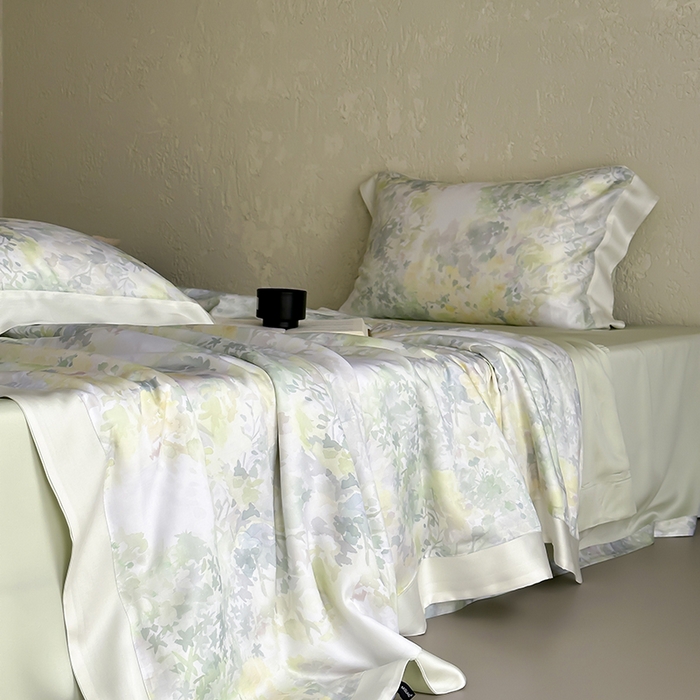 91家纺网 家纺一手货源 找家纺 张公子婚庆馆 2025新款天丝数码印花夏被四件套-玫丽花田系列【控价:不低于单夏被268/288 夏被四件套368/388】 知夏