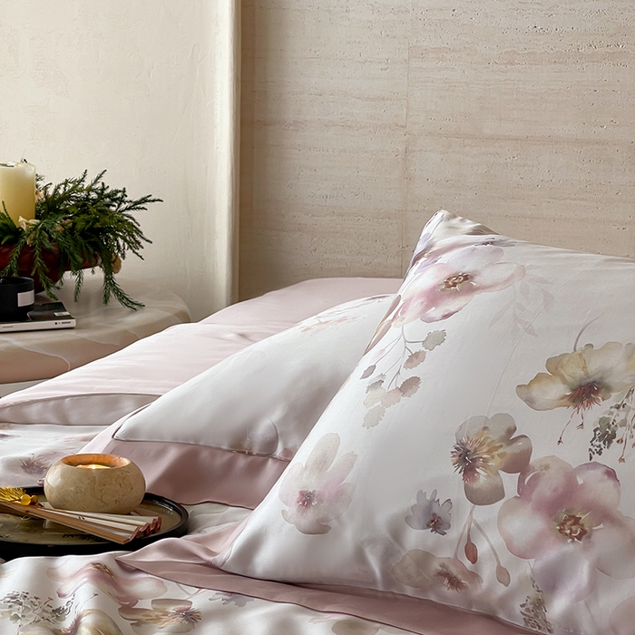 91家纺网 家纺一手货源 找家纺 张公子婚庆馆 2025新款天丝数码印花夏被四件套-花间束影系列【控价；不低于单夏被268/288 夏被四件套368/388】 海棠