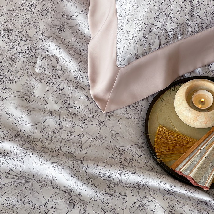 91家纺网 家纺一手货源 找家纺 张公子婚庆馆 2025新款天丝数码印花夏被四件套-花间束影系列【控价；不低于单夏被268/288 夏被四件套368/388】 木槿