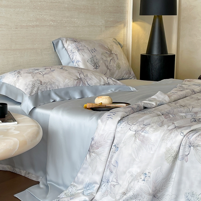 91家纺网 家纺一手货源 找家纺 张公子婚庆馆 2025新款天丝数码印花夏被四件套-花间束影系列【控价；不低于单夏被268/288 夏被四件套368/388】 叶繁