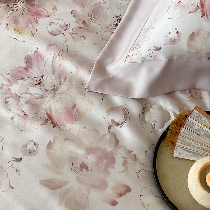 91家纺网 家纺一手货源 找家纺 张公子婚庆馆 2025新款天丝数码印花夏被四件套-花间束影系列【控价；不低于单夏被268/288 夏被四件套368/388】 依兰