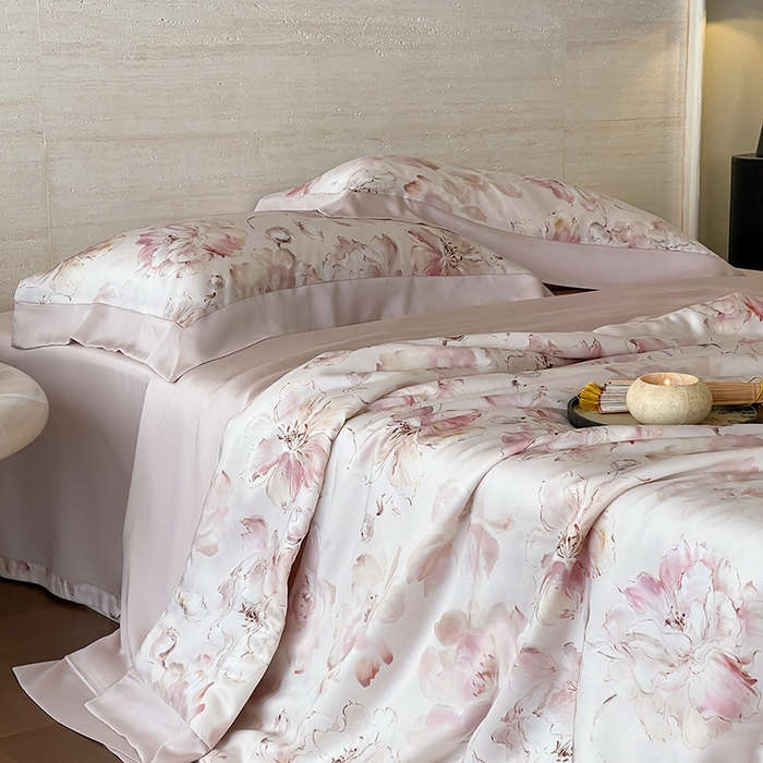 91家纺网 家纺一手货源 找家纺 张公子婚庆馆 2025新款天丝数码印花夏被四件套-花间束影系列【控价；不低于单夏被268/288 夏被四件套368/388】 依兰