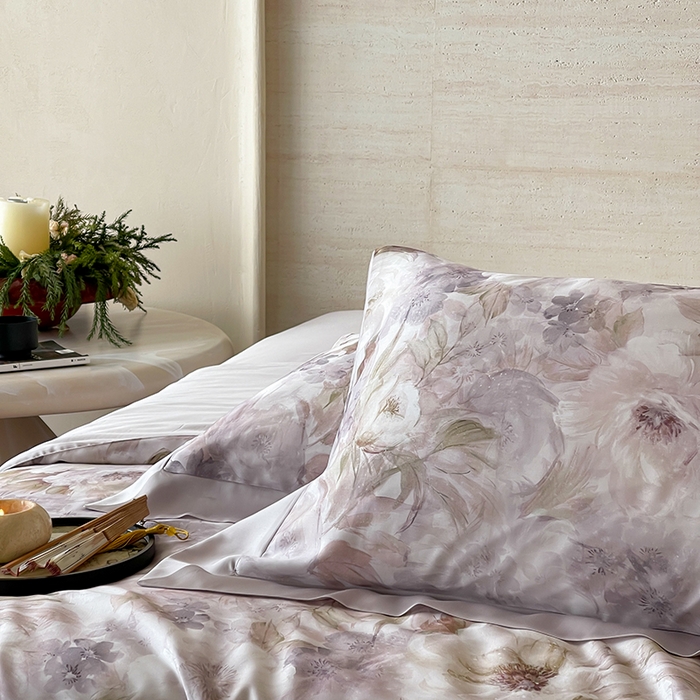 91家纺网 家纺一手货源 找家纺 张公子婚庆馆 2025新款天丝数码印花夏被四件套-花间束影系列【控价；不低于单夏被268/288 夏被四件套368/388】 樱之漫舞