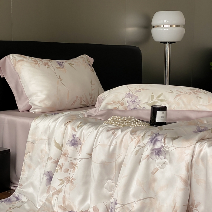 91家纺网 家纺一手货源 找家纺 张公子婚庆馆 2025新款天丝数码印花夏被四件套-花间束影系列【控价；不低于单夏被268/288 夏被四件套368/388】 紫妍