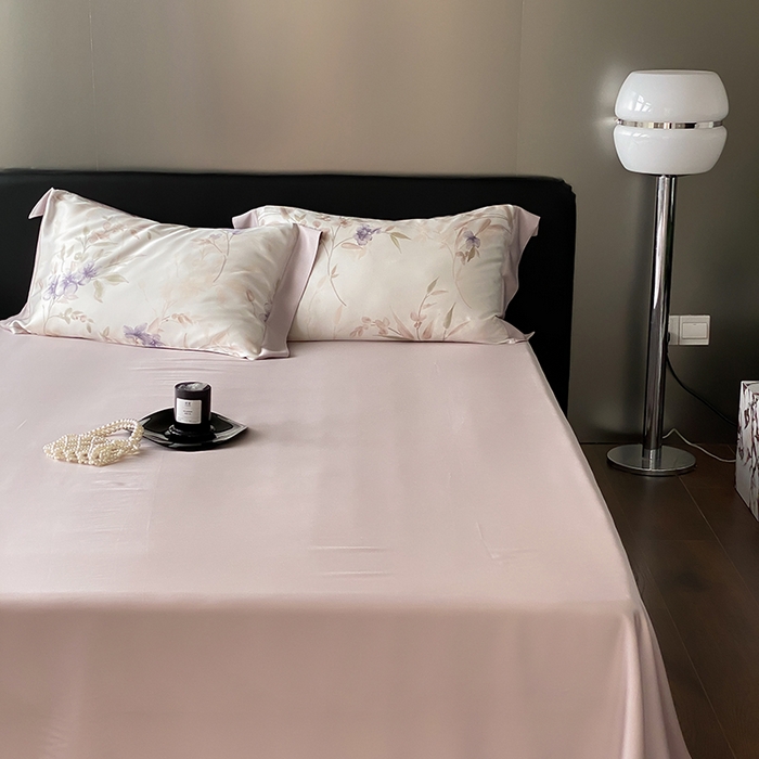 91家纺网 家纺一手货源 找家纺 张公子婚庆馆 2025新款天丝数码印花夏被四件套-花间束影系列【控价；不低于单夏被268/288 夏被四件套368/388】 紫妍