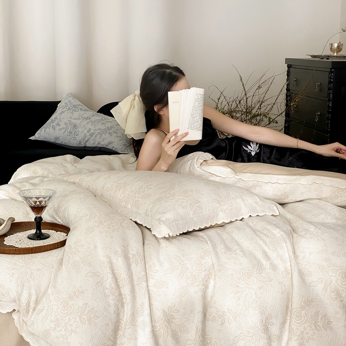 91家纺网 家纺一手货源 找家纺 梦享生活家居2025新款色织全棉双层纱提花四件套 洛莉米