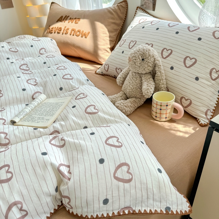 91家纺网 家纺一手货源 找家纺 （总）恋佳居 2025新款A类全棉有氧双层纱印花毛巾绣贝壳边四件套