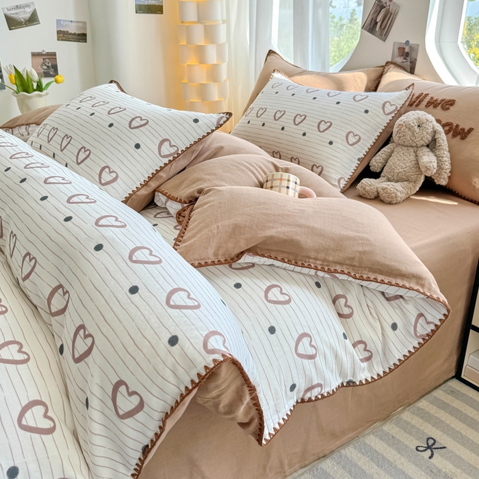 91家纺网 家纺一手货源 找家纺 恋佳居 2026新款A类全棉有氧双层纱印花毛巾绣贝壳边四件套 白月光