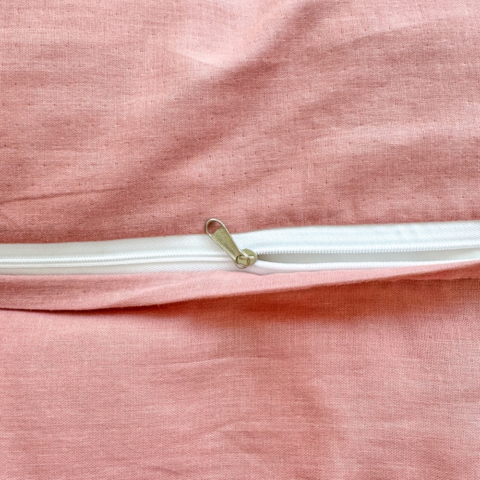 91家纺网 家纺一手货源 找家纺 恋佳居 2026新款A类全棉有氧双层纱印花毛巾绣贝壳边四件套 不止玫瑰