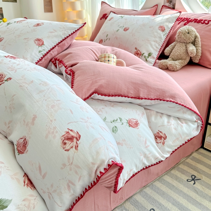 91家纺网 家纺一手货源 找家纺 恋佳居 2026新款A类全棉有氧双层纱印花毛巾绣贝壳边四件套 不止玫瑰