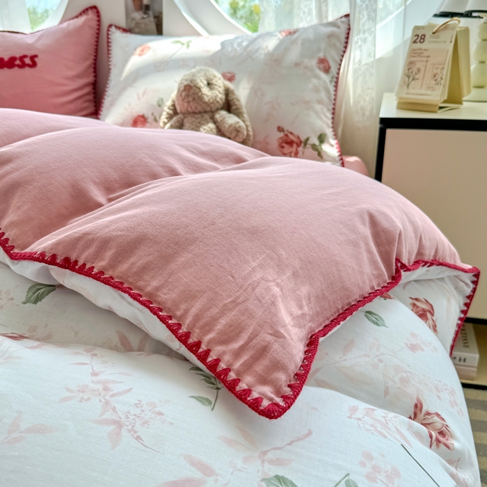 91家纺网 家纺一手货源 找家纺 恋佳居 2026新款A类全棉有氧双层纱印花毛巾绣贝壳边四件套 不止玫瑰