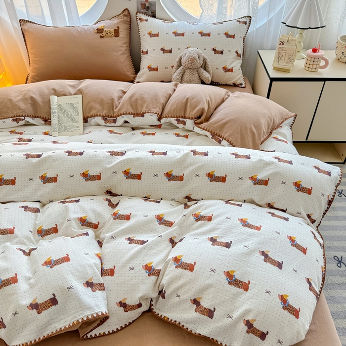 91家纺网 家纺一手货源 找家纺 恋佳居 2026新款A类全棉有氧双层纱印花毛巾绣贝壳边四件套 腊肠部落