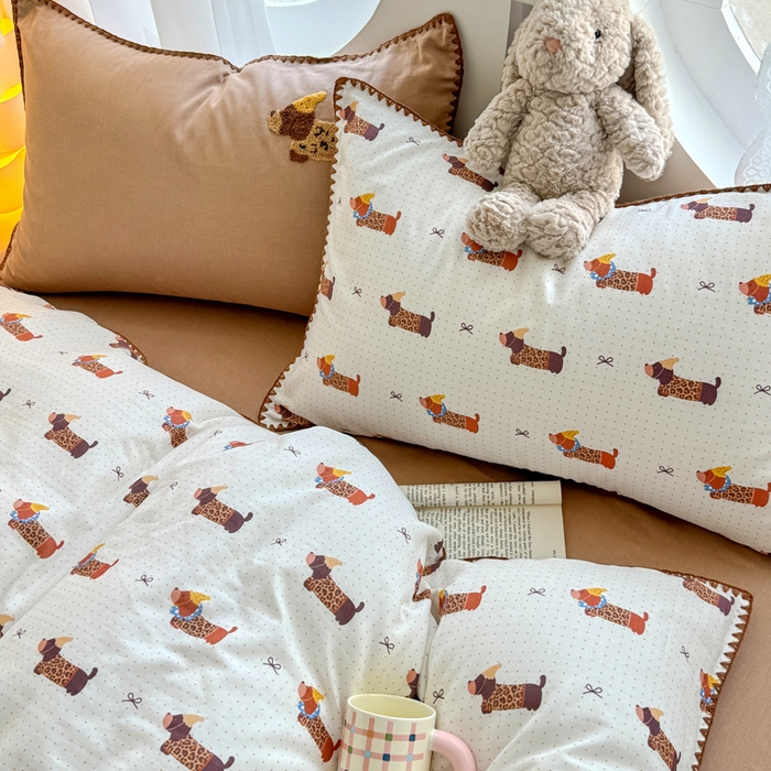 91家纺网 家纺一手货源 找家纺 恋佳居 2026新款A类全棉有氧双层纱印花毛巾绣贝壳边四件套 腊肠部落