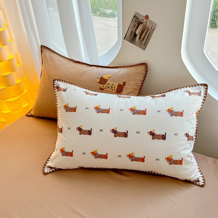 91家纺网 家纺一手货源 找家纺 恋佳居 2026新款A类全棉有氧双层纱印花毛巾绣贝壳边四件套 腊肠部落