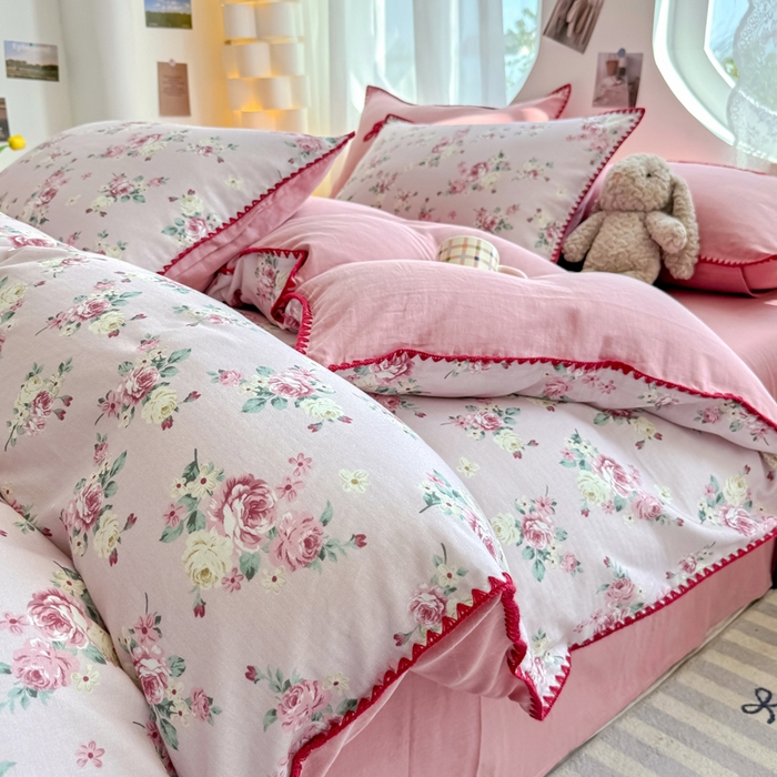 91家纺网 家纺一手货源 找家纺 恋佳居 2026新款A类全棉有氧双层纱印花毛巾绣贝壳边四件套 午后红茶