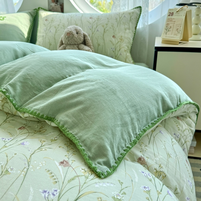 91家纺网 家纺一手货源 找家纺 恋佳居 2026新款A类全棉有氧双层纱印花毛巾绣贝壳边四件套 旖阁