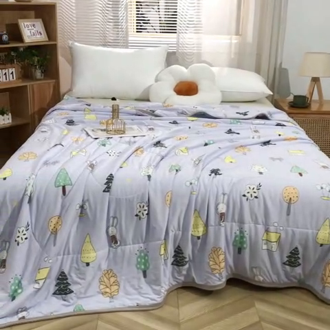 91家纺网 家纺一手货源 找家纺 贝兰仙奴 2025新款针织棉夏被 森林物语