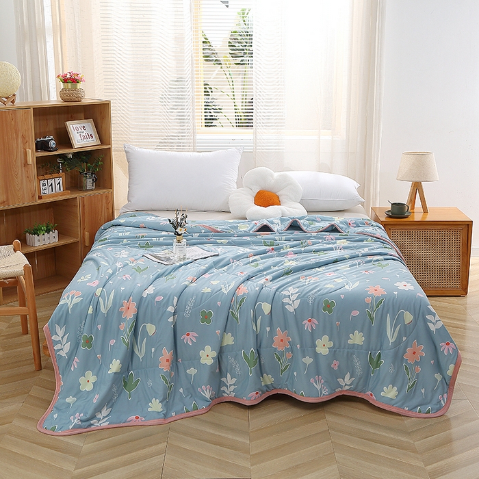 91家纺网 家纺一手货源 找家纺 贝兰仙奴 2025新款针织棉夏被 蓝小花