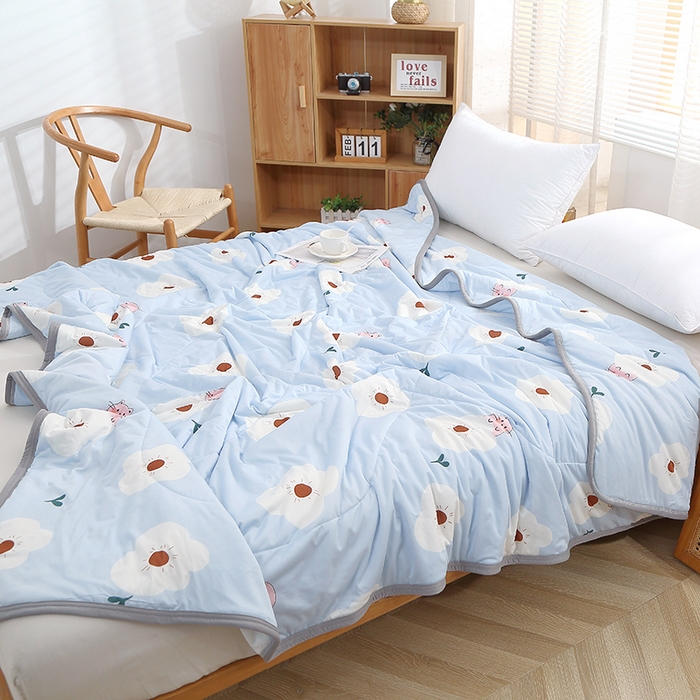 91家纺网 家纺一手货源 找家纺 贝兰仙奴 2025新款针织棉夏被 花与猫蓝