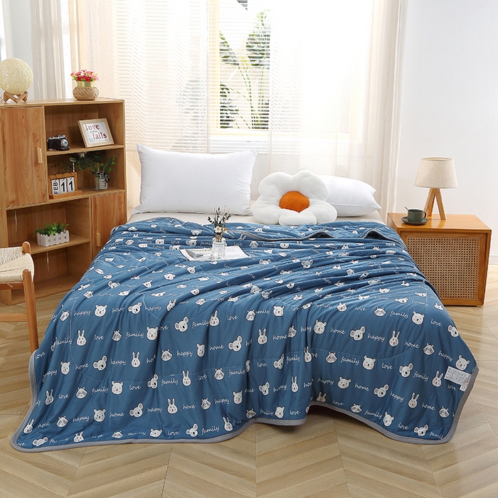 91家纺网 家纺一手货源 找家纺 贝兰仙奴 2025新款针织棉夏被 蓝兔熊