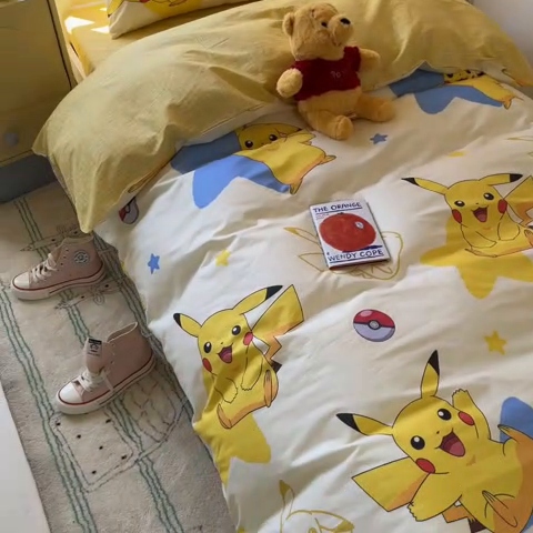 91家纺网 家纺一手货源 找家纺 金爱家 2025新款宝可梦正版授权纯棉卡通皮卡丘学生宿舍三件套四件套系列 棉宝可梦-星星比卡丘