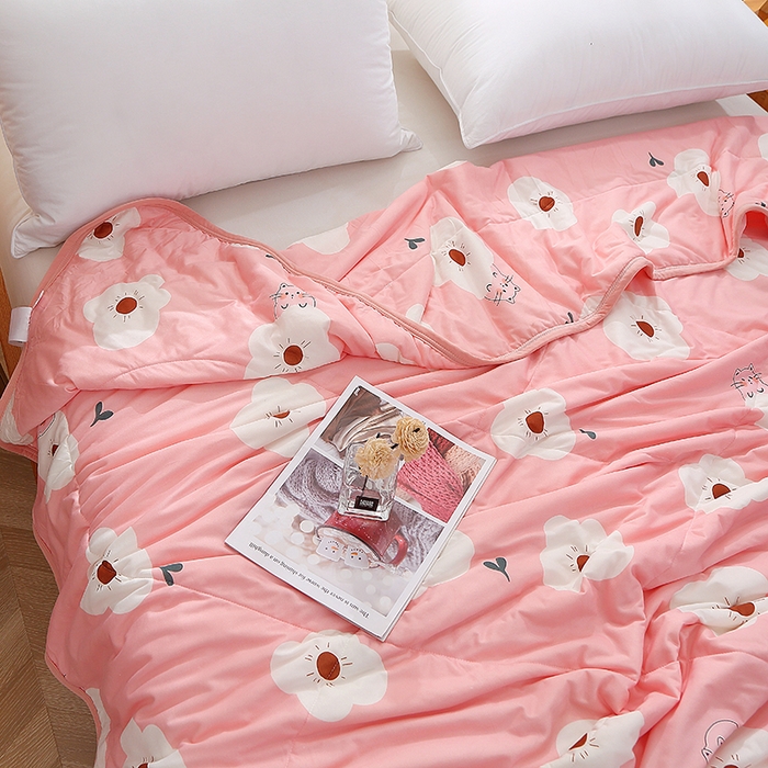 91家纺网 家纺一手货源 找家纺 贝兰仙奴 2025新款针织棉夏被 花与猫粉