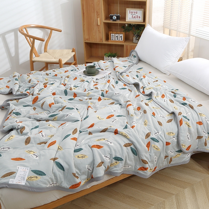 91家纺网 家纺一手货源 找家纺 贝兰仙奴 2025新款针织棉夏被 羽叶