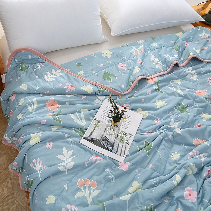 91家纺网 家纺一手货源 找家纺 贝兰仙奴 2025新款针织棉夏被 蓝小花