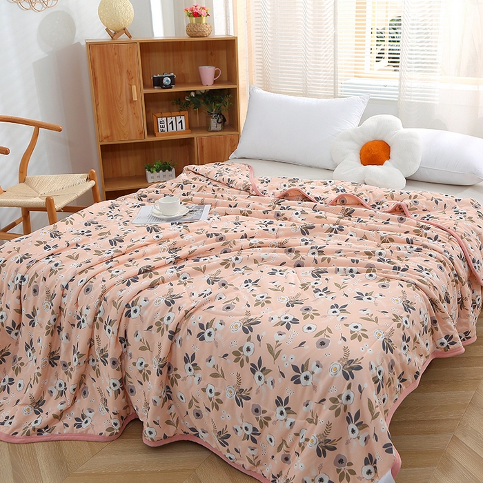 91家纺网 家纺一手货源 找家纺 贝兰仙奴 2025新款针织棉夏被 温馨花玉