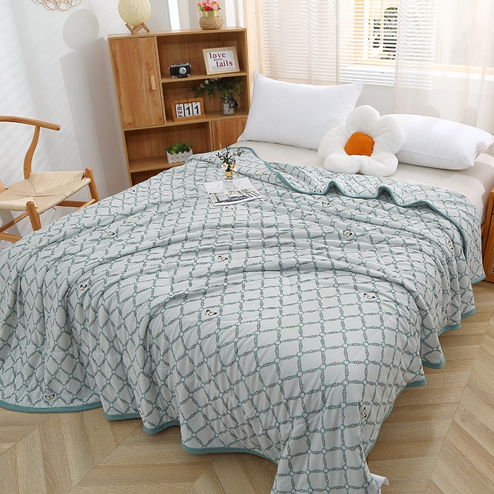 91家纺网 家纺一手货源 找家纺 贝兰仙奴 2025新款针织棉夏被 蝴蝶格兰