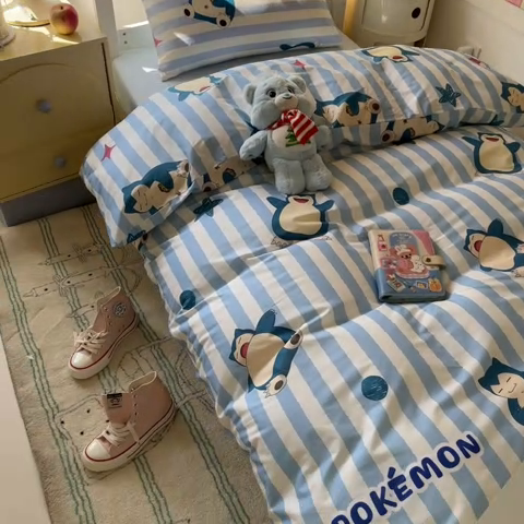 91家纺网 家纺一手货源 找家纺 金爱家 2025新款宝可梦正版授权纯棉卡通皮卡丘学生宿舍三件套四件套系列 棉宝可梦-蓝条卡比兽