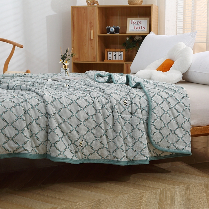 91家纺网 家纺一手货源 找家纺 贝兰仙奴 2025新款针织棉夏被 蝴蝶格兰