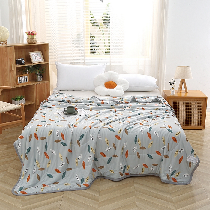 91家纺网 家纺一手货源 找家纺 贝兰仙奴 2025新款针织棉夏被 羽叶