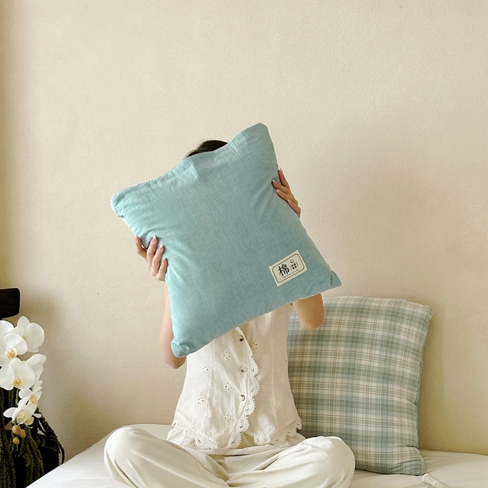 91家纺网 家纺一手货源 找家纺 多米家居 2025新款全棉水洗棉抱枕被 极光-绿