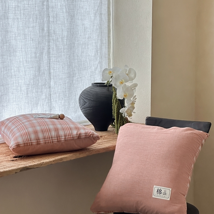 91家纺网 家纺一手货源 找家纺 多米家居 2025新款全棉水洗棉抱枕被 星辰-红